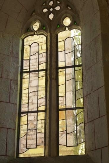 vitrail Chapelle Floirac (F, 46600) Leo Amery